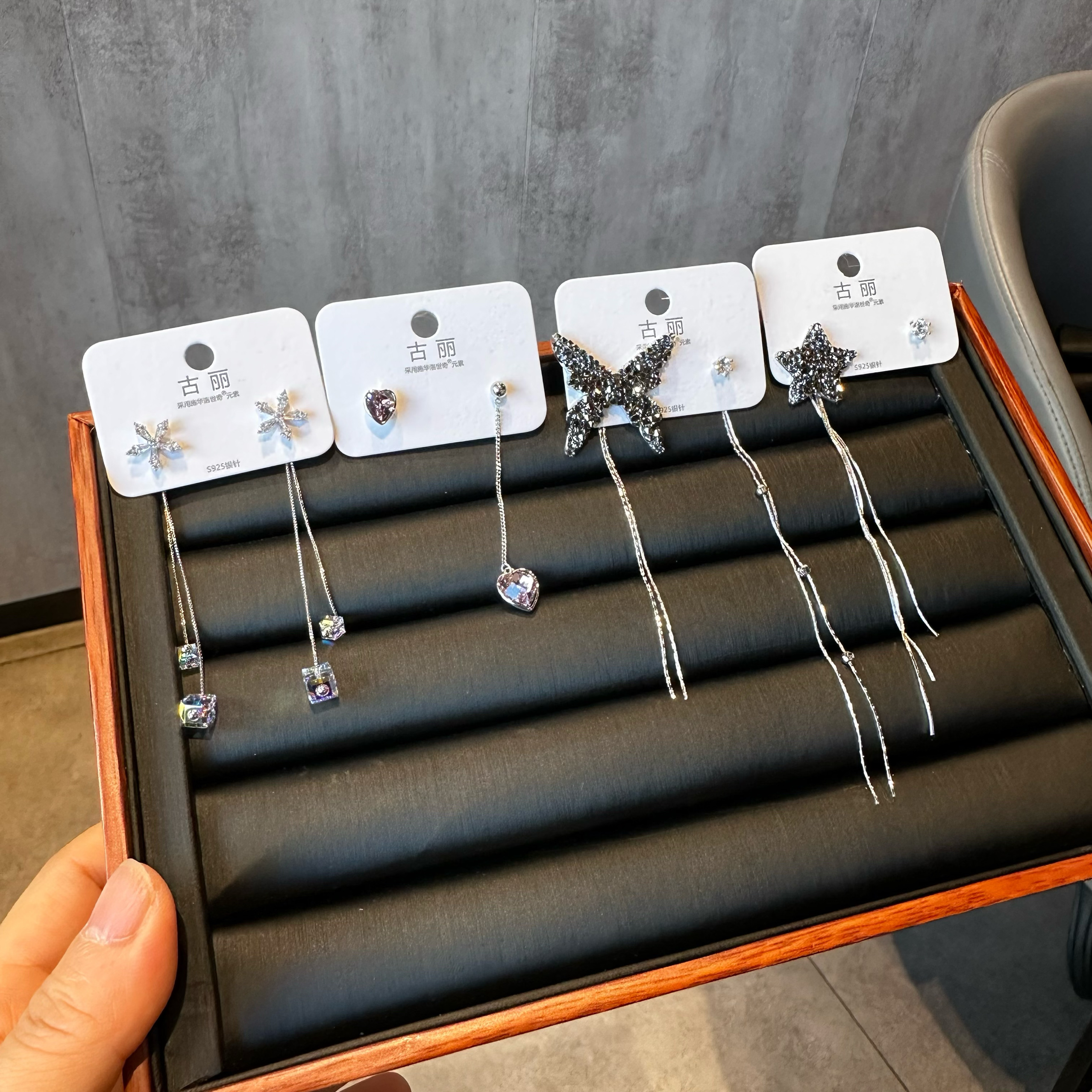 古丽水晶款气质百搭高级感时尚温柔淑女轻奢法式优雅耳环耳饰6228