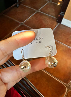 欧比雅比气质百搭高级感大牌风轻奢时尚轻奢蜜蜂星星耳环08233