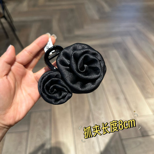 山茶花发饰法式精致玫瑰花朵抓夹高级感花朵发夹后脑勺鲨鱼夹0629