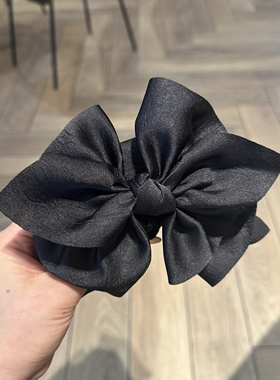 黑色布艺双面蝴蝶结抓夹女新款高级感后脑勺盘发鲨鱼夹0029