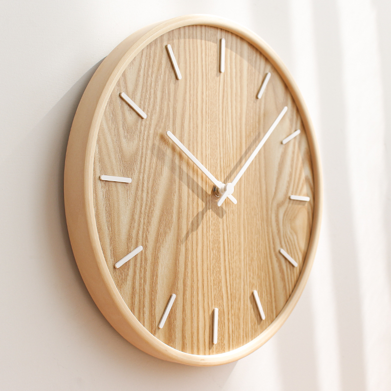 MJK简约现代钟表实木静音客厅