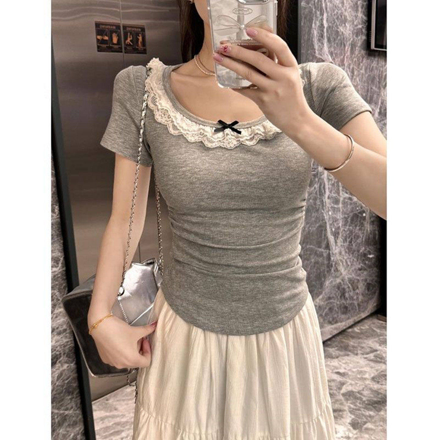 掐腰显瘦蕾丝花边上衣女夏2026新款小个子短款法式别致短袖t恤体