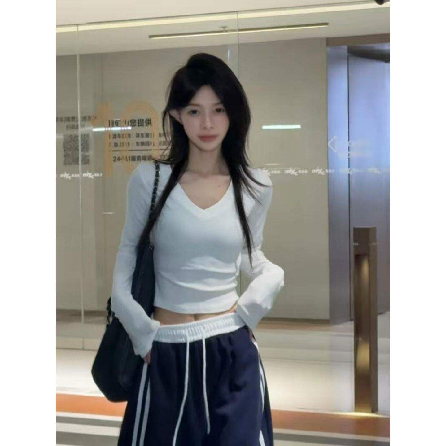 早秋小个子露脐短款长袖上衣女修身V领内搭纯棉螺纹打底小衫t恤