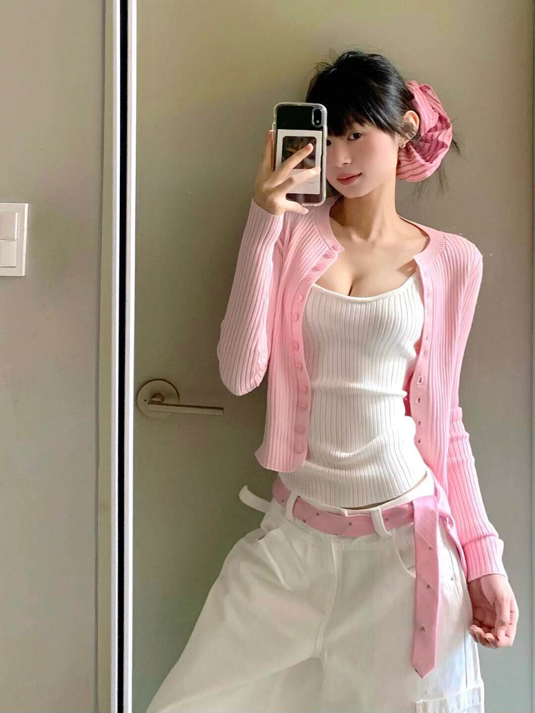 2026新款时尚设计感针织长袖t恤女早春季新款修身上衣内搭打底衫