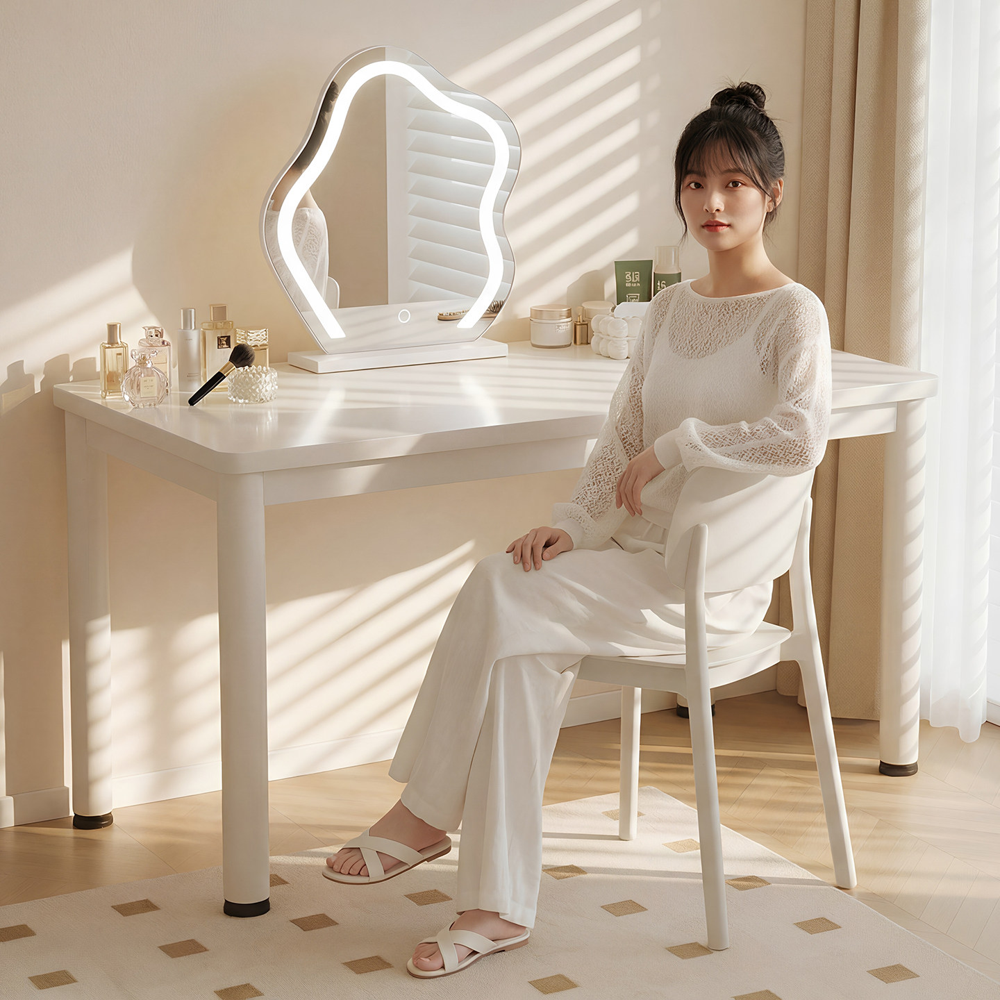 书桌女生卧室梳妆台化妆桌简约现代家用写字桌小型桌子简易电脑桌