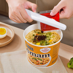 塑料袋挤压器厨房料理包液体挤酱器工具方便面调料包猫条挤压神器