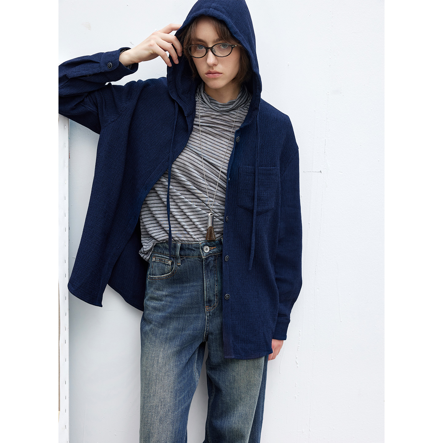 羊毛混纺连帽衬衫式外套女