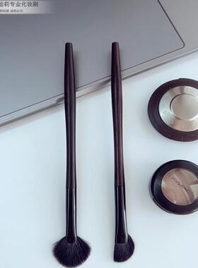 黑檀木半扇形鼻影刷细光锋羊毛修容刷扇形高光刷纯羊毛化妆刷