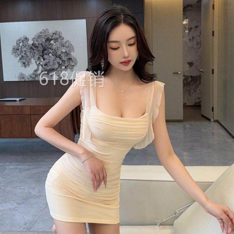 上夜班减龄连衣裙辣妹纯欲性感紧身收腰包臀短裙女独特漂亮小裙子