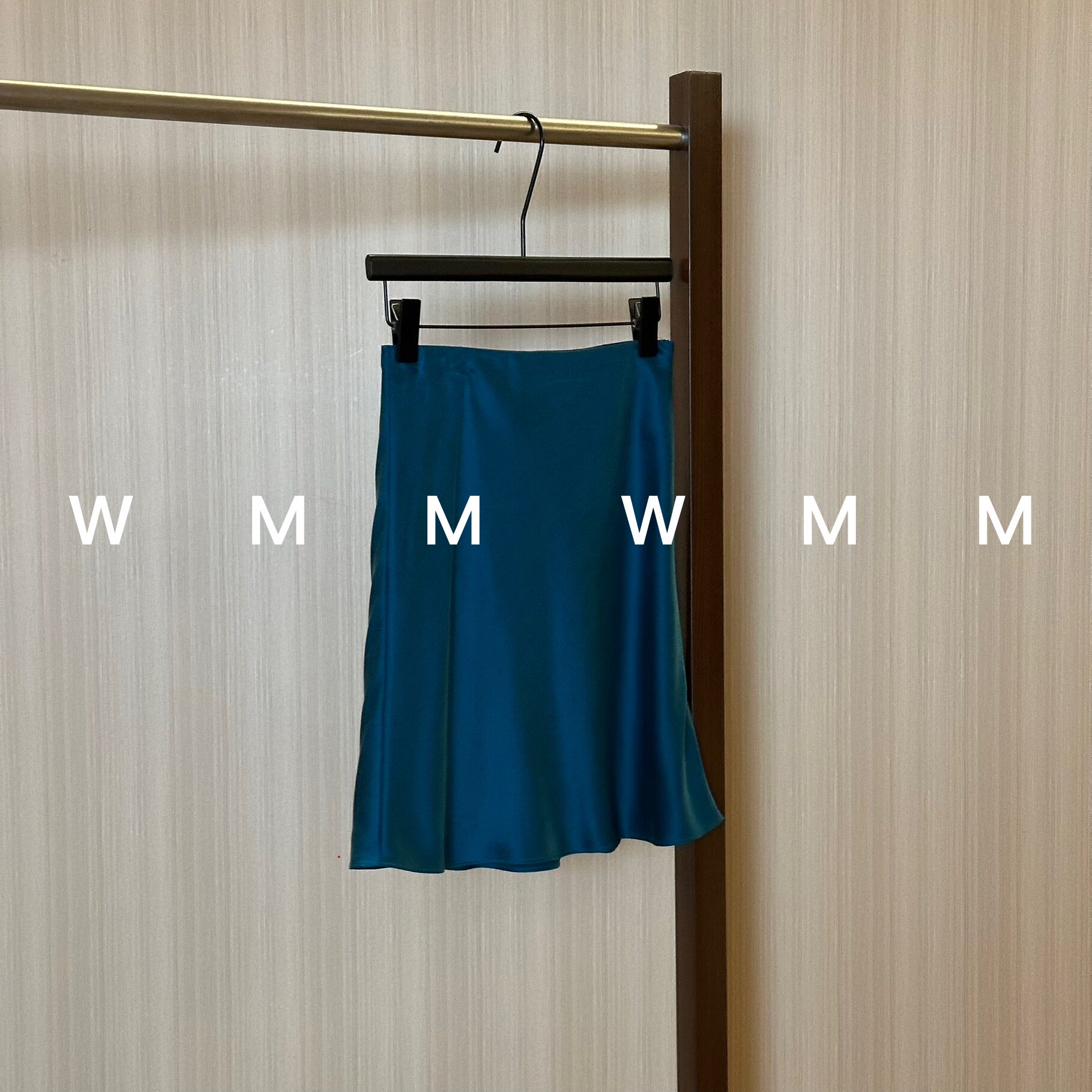 WMM桑蚕丝孔雀蓝半身裙女新款休闲百搭韩版时尚气质舒适显瘦裙子