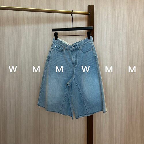 WMM复古浅蓝直筒牛仔六分裤女新款休闲百搭韩时尚舒适显瘦短裤