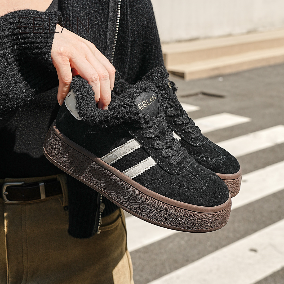 伊伴厚底加绒德训鞋百搭板鞋