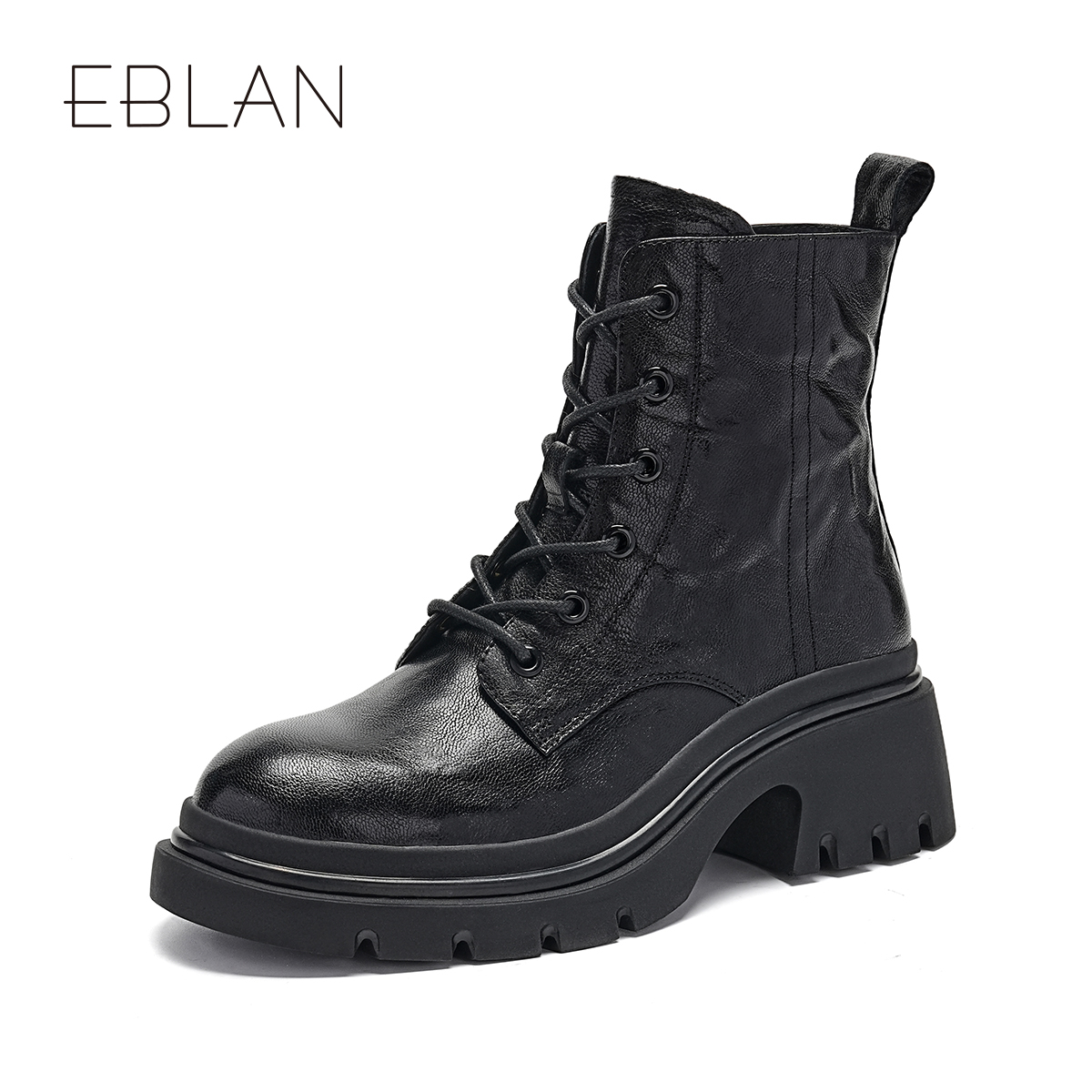 伊伴复古加绒保暖马丁靴