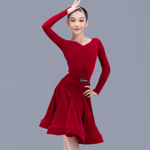 歌瑞亚拉丁舞服女儿童桃心领丝绒分体鱼骨大摆表演比赛规定服3178