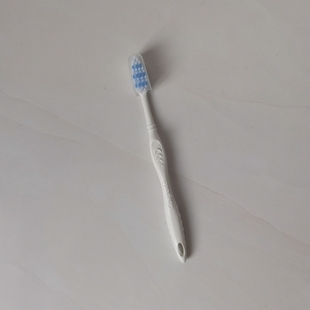 成人牙刷 阿联酋航空头等舱 中硬毛 三重深洁牙刷 旅行牙刷 经典