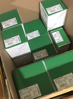 施耐德变频器ATV32H055N4 三相380-500V 0.55KW现货销售