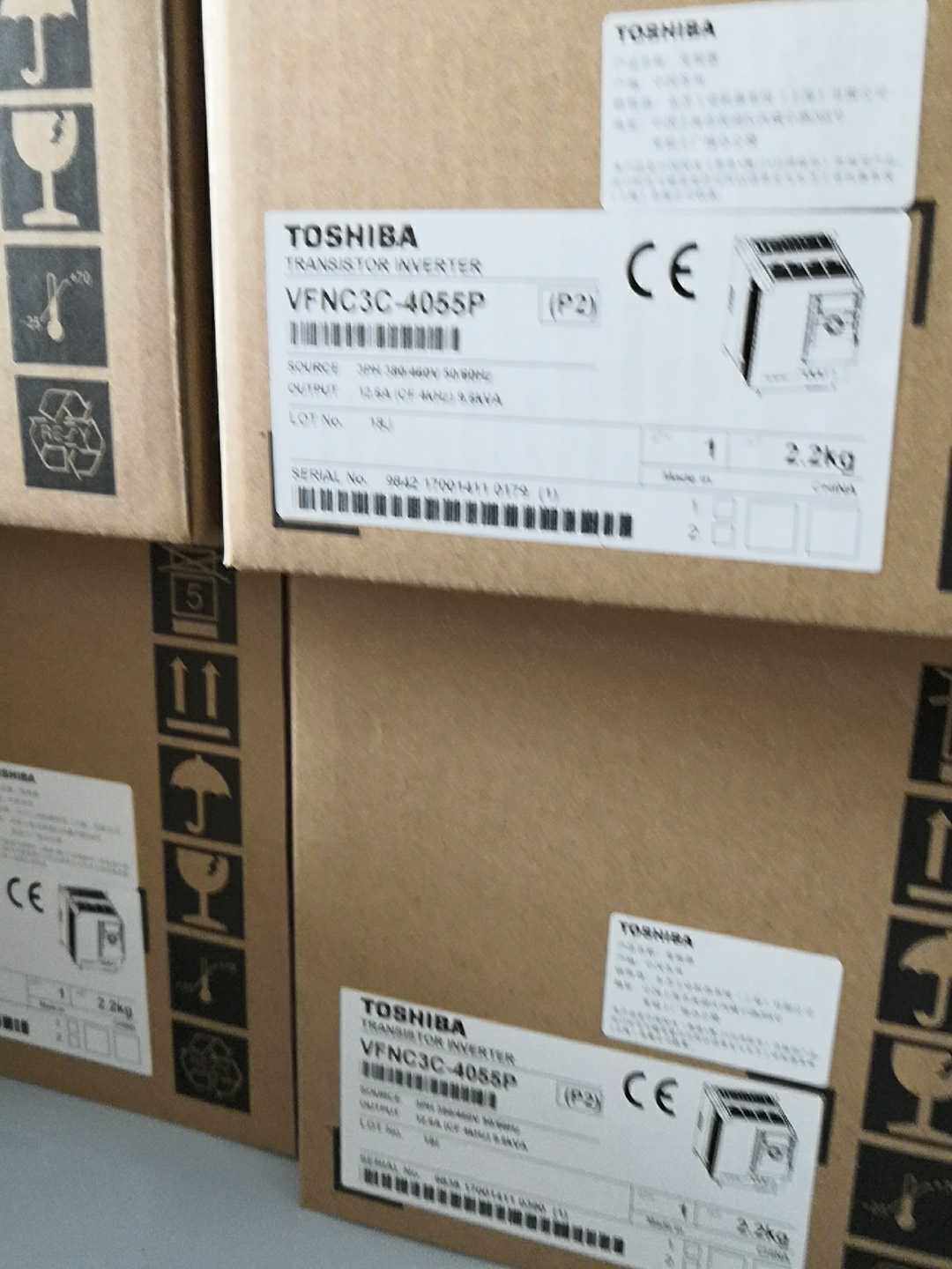 东芝1.5KW变频器VFS15-4037PL-CH三相380V公司现货质保一年