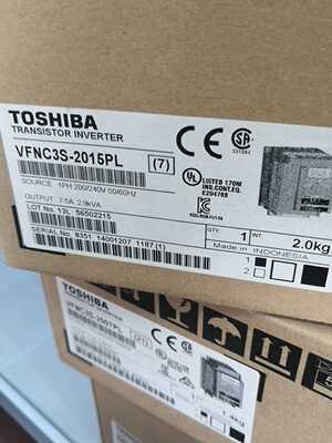 VFNC3C-4022P 380V 2.2KW全新质保一年东芝变频器