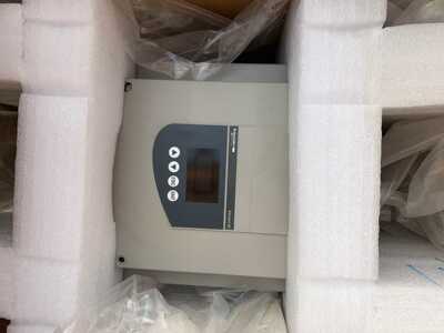 施耐德软启37KW 75A ATS48D75Q软启动器230～415V三相 全新现货