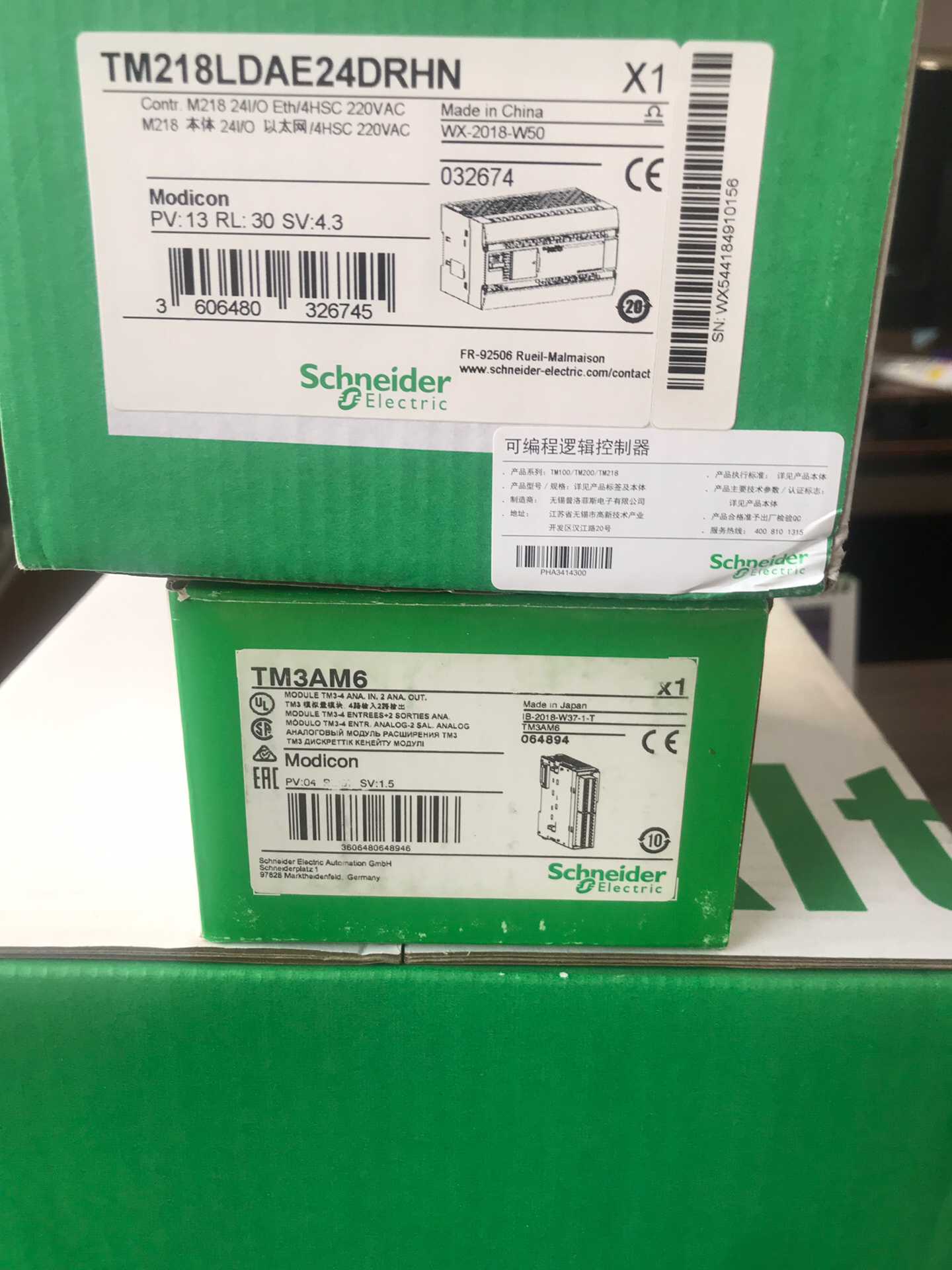 施耐德控制器PLC TM218LDAE24DRHN带以太网全新大量库存现货