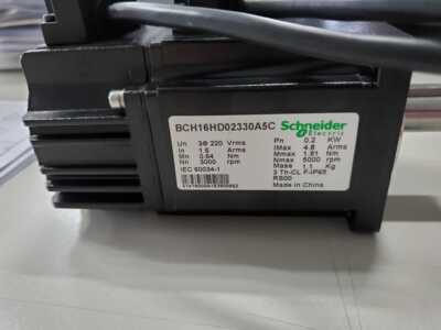 原装BCH16HD04330A5C2施耐德高惯量400W伺服电机220V全新现货