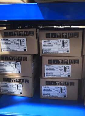 全新原装东芝0.4KW变频器VFS15S-2004PL单相220V现货