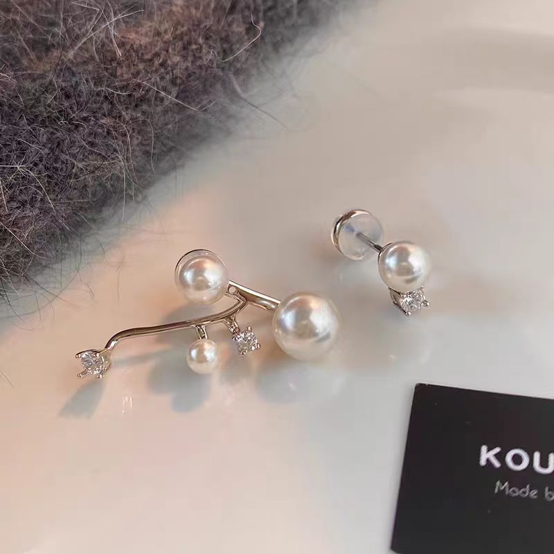 赵露思同款满天星耳钉轻奢小众精致锆石珍珠耳骨钉AB款不对称耳环