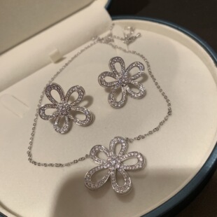 轻奢满钻大花朵项链银色花瓣耳环锁骨链套装高级感超闪优雅气质潮