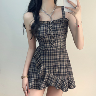世可儿原创深咖色格子花边平角裙式 遮肚显瘦保守学生连体温泉泳衣