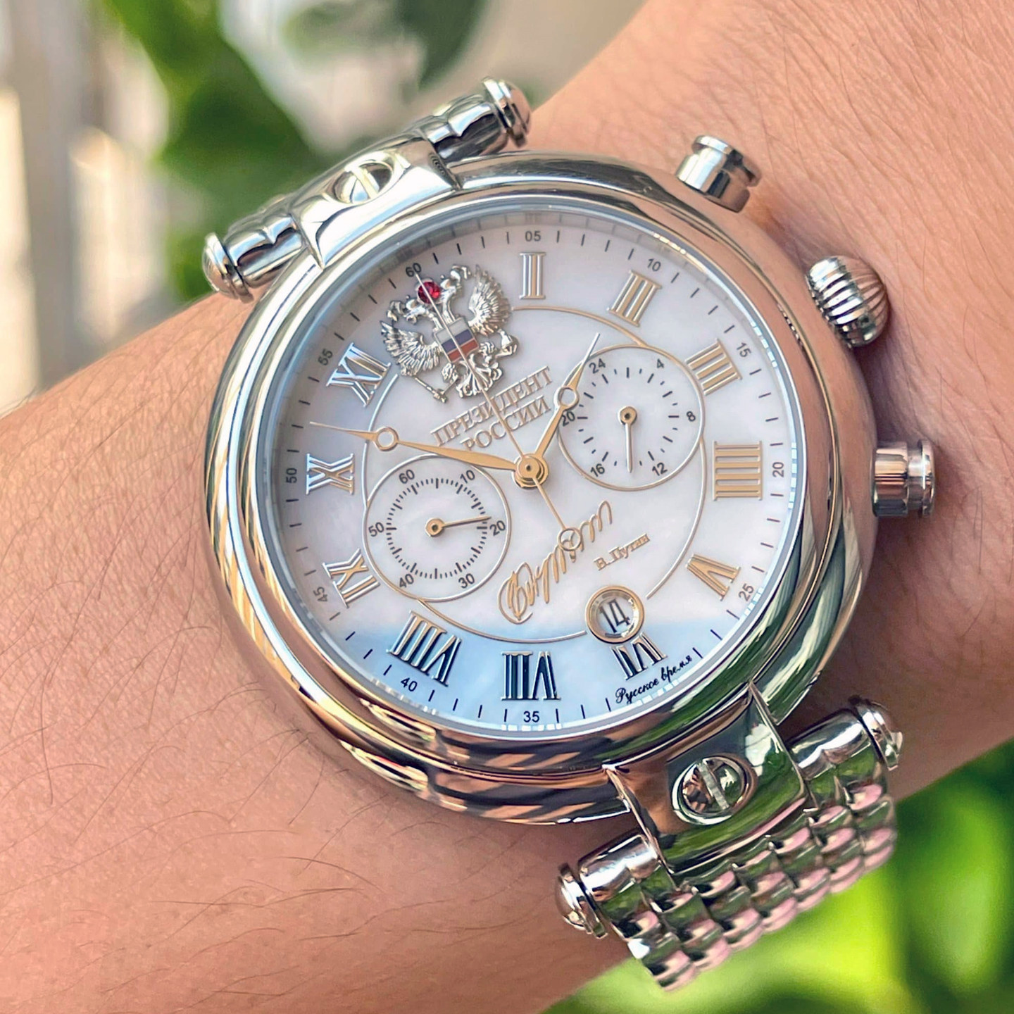 双头鹰轻奢镀金表男商务休闲总统签名石英计时码表贝母表盘防水