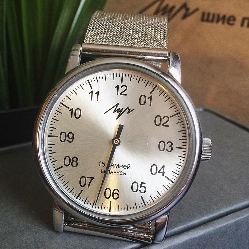 单表针超薄手动机械防水白俄罗斯简约休闲男女手表luch曙光银色