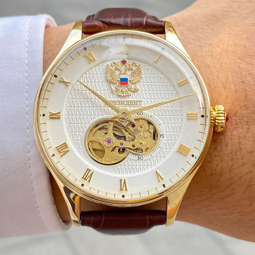 俄罗斯自动机械双头鹰透底手表