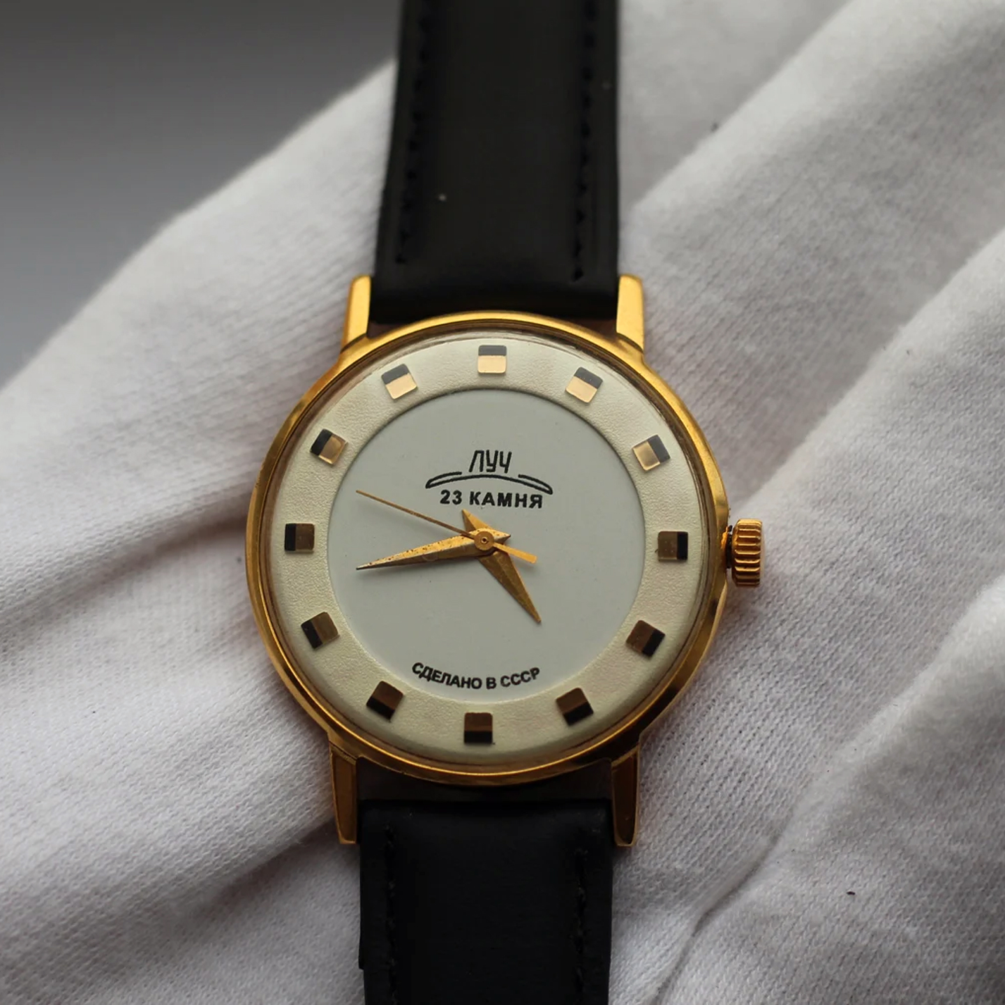 苏联库存老表LUCH曙光复古超薄手动机械机芯小表盘铜壳壳经典耐用