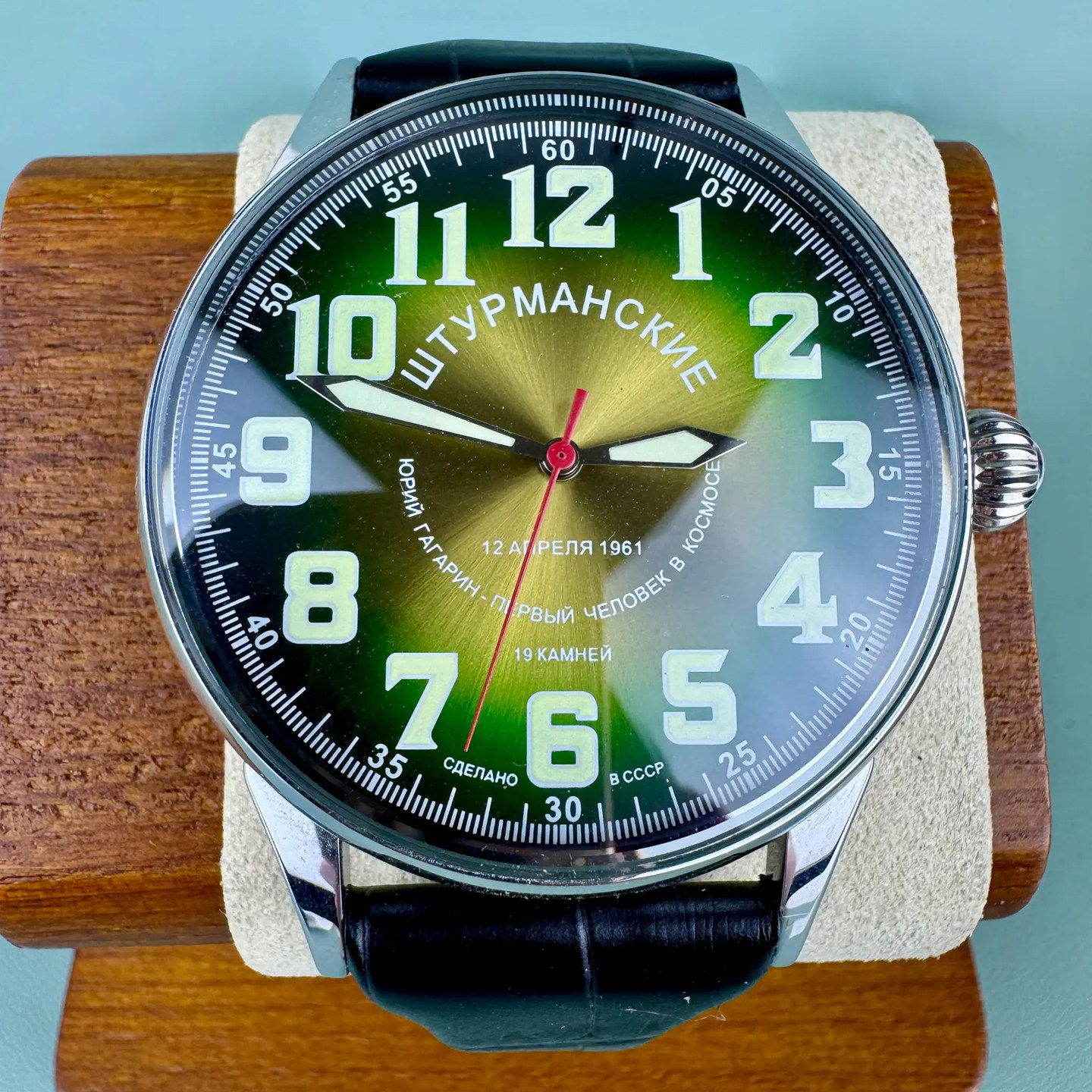 俄罗斯机械金色真皮防水夜光手表