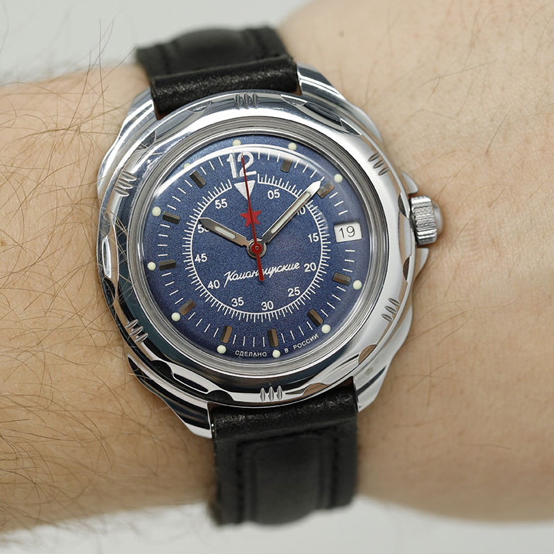 俄罗斯男军表vostok东方红星指挥官手动机械机芯真皮表带休闲复古