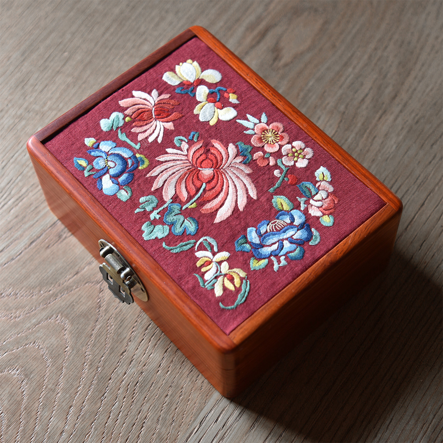 传家红花梨木手工DIY刺绣首饰盒高端送礼古风妆奁自绣非遗材料包