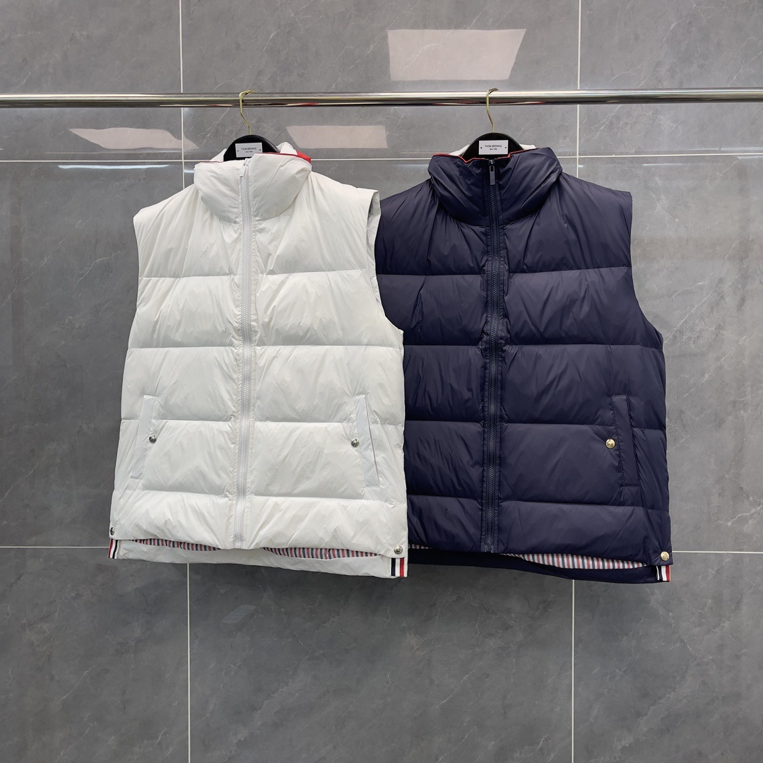 高定TB冬季新款立领拉链开衫领口红白蓝撞色无袖羽绒马甲男女同款