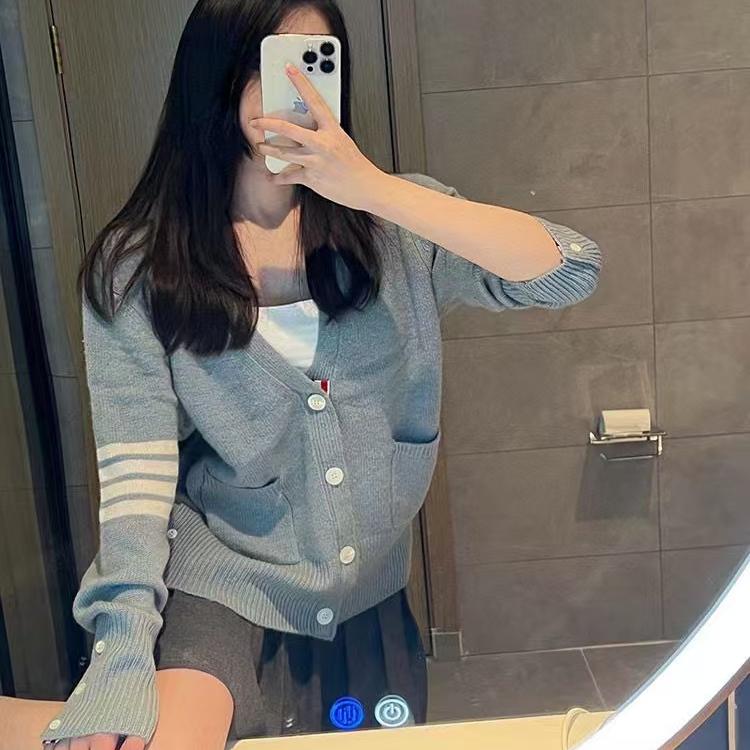 TB王心凌同款针织开衫V领毛衣外套男女圆领羊毛打底衫上衣情侣款