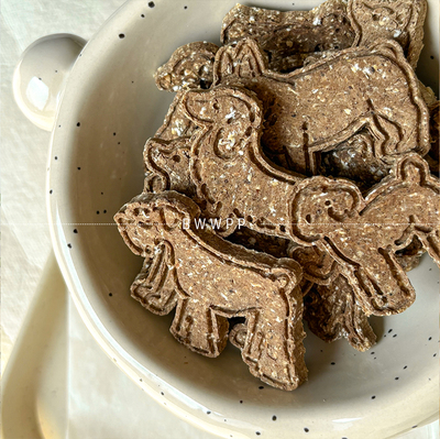 小狗聚会鸡肝燕麦饼干狗狗配餐