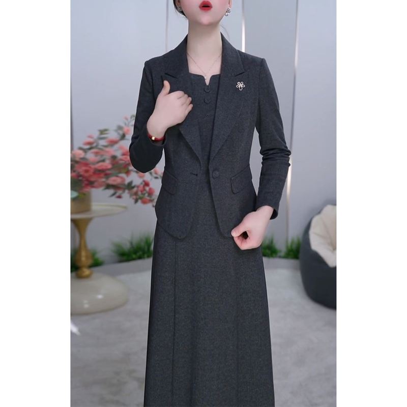 2025春秋季新夫人妈妈长袖小套装两件套女装经典西式套装裙