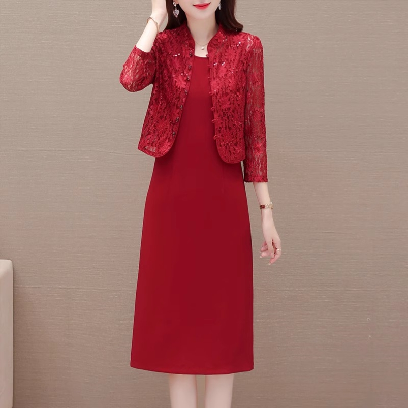 喜婆婆妈妈婚宴红色裙子2025新款秋季女改良两件套蕾丝旗袍连衣裙
