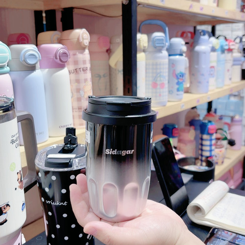 保温杯