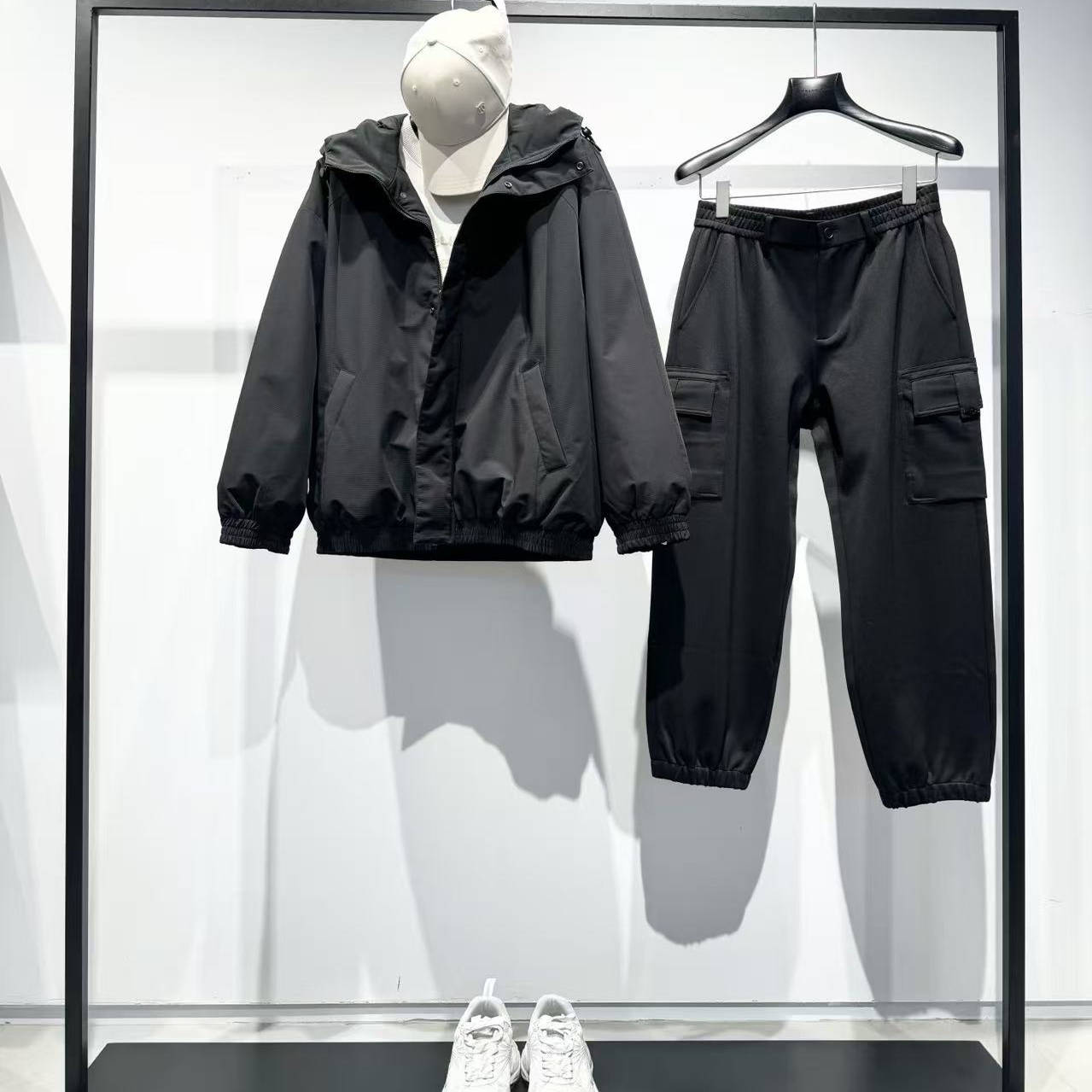 商场款秋季男士休闲直筒长裤机能风纯色简约工装裤63930/N9