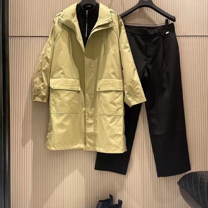 欧货潮牌铆钉字母连帽风衣外套