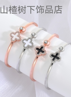 四叶草精致爱心手链手镯女韩版简约饰品百搭甜美创意闺蜜情人节女