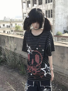 断片小说&湿体联名款 原创骷髅亚文化条纹宽松T恤纯棉情侣半袖