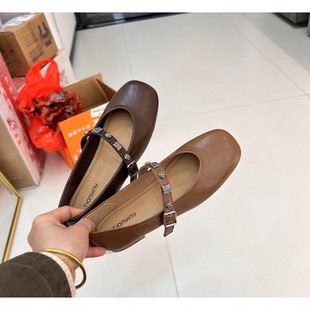 百搭潮流玛丽珍平底女鞋 27020