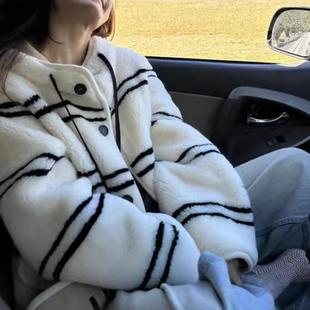 秋冬季 踏雪新年美利奴皮毛一体羊羔毛减龄条纹毛毛环保皮草外套女