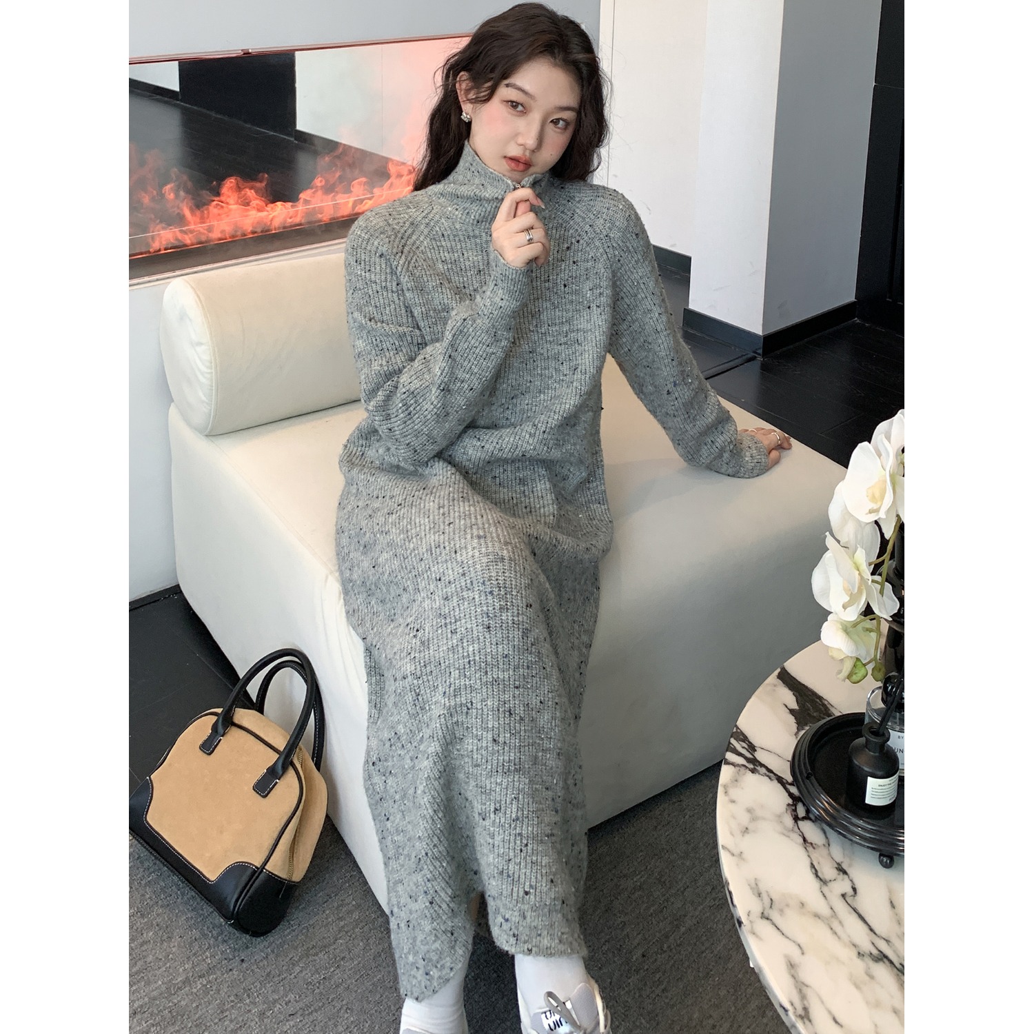 法式复古针织连衣裙女2025秋冬新款灰色高领宽松打底内搭毛衣裙子