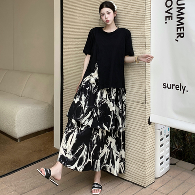 设计感拼接水墨画假两件连衣裙女2026夏季新款胖mm短袖T恤长裙子